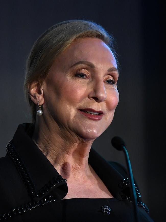 Virgin Australia chairman Elizabeth Bryan addresses shareholders. Pic: (AAP Image/Dan Peled)