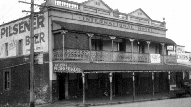 The original International Hotel at Spring Hill in the 1920s.