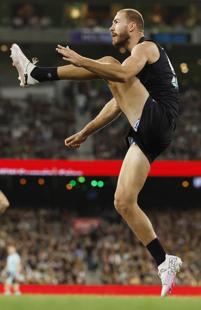 Harry McKay of the Blues kicks at goal in the second quarter of their match against Richmond. Picture: Michael Klein