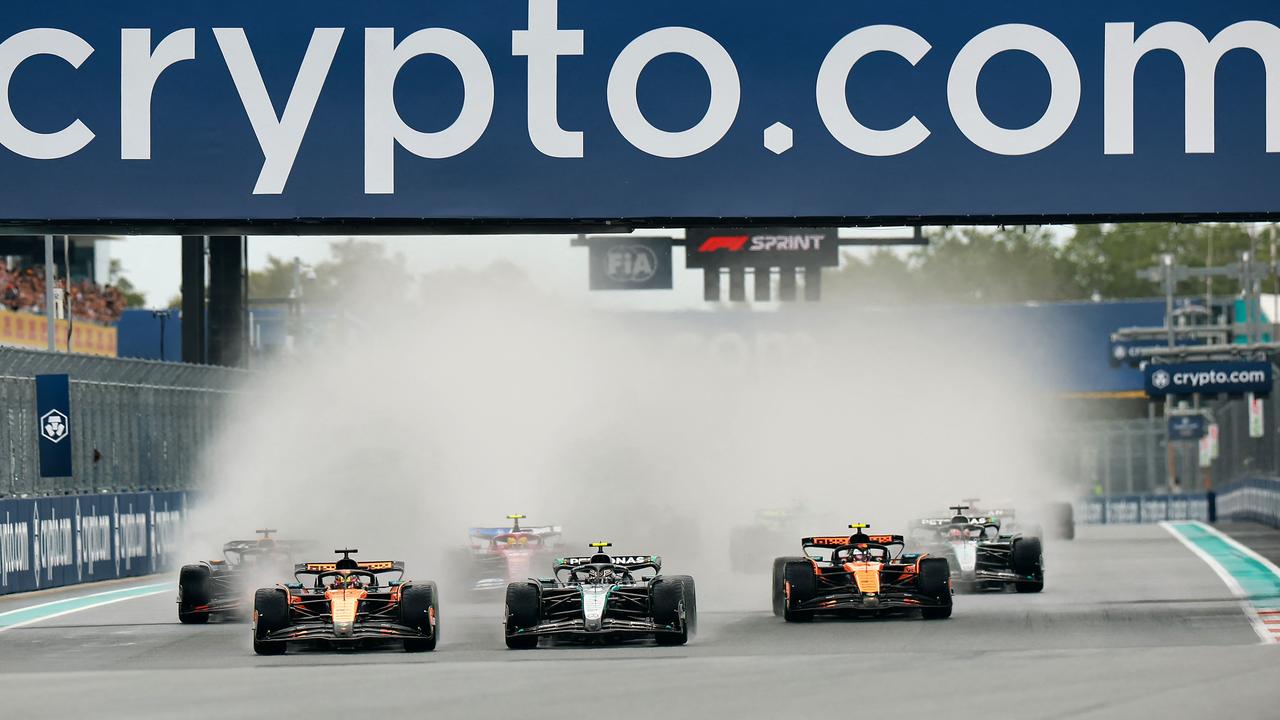 Andrea Kimi Antonelli was in a tussle with Oscar Piastri at Turn 1. Photo by Hector Vivas / GETTY IMAGES.