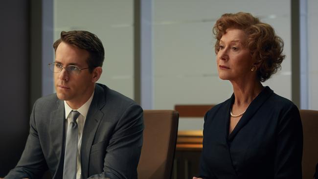 Good team ... Ryan Reynolds and Helen Mirren in Woman in Gold.