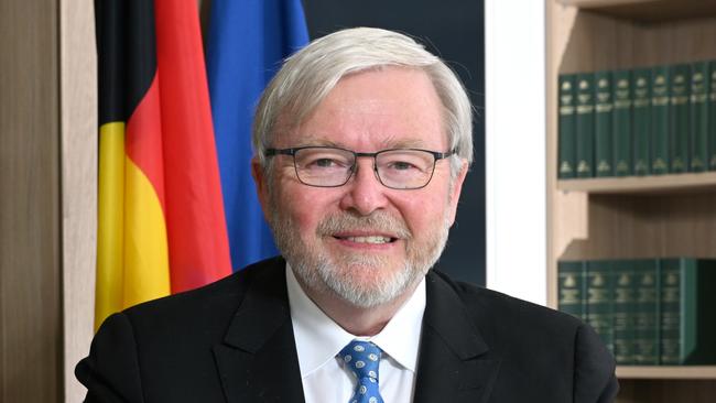 Former Australian Prime Minister Kevin Rudd poses for a portrait at his office in Brisbane, Tuesday, December 20, 2022. Former Labor Prime Minister Kevin Rudd will be Australia's next ambassador to the United States, the government has announced. (AAP Image/Darren England) NO ARCHIVING