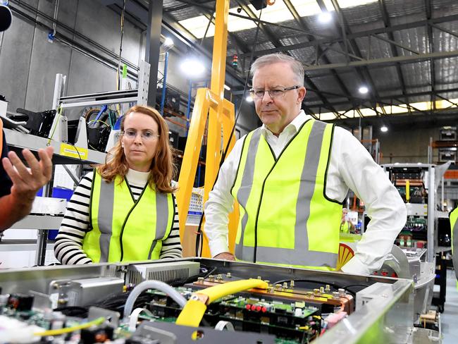 BRISBANE, AUSTRALIA - NewsWire Photos - FEBRUARY 10, 2021.Federal Opposition Leader Anthony Albanese (centre) visits electric vehicle chargers manufacturer  Tritium in Brisbane. Mr Albanese is expected o make an announcement regarding industrial relations tonight. Picture: NCA NewsWire / Dan Peled