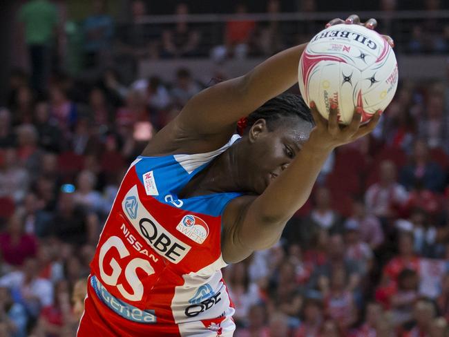 Sam Wallace of the Swifts during the Round 1 Super Netball match between the GWS Giants and the NSW Swifts at Qudos Arena in Sydney, Sunday, April 28, 2019. (AAP Image/Craig Golding) NO ARCHIVING, EDITORIAL USE ONLY
