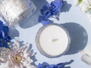 The Aromatherapy Company FLWR Forget Me Not Candle. Picture: The Aromatherapy Co.