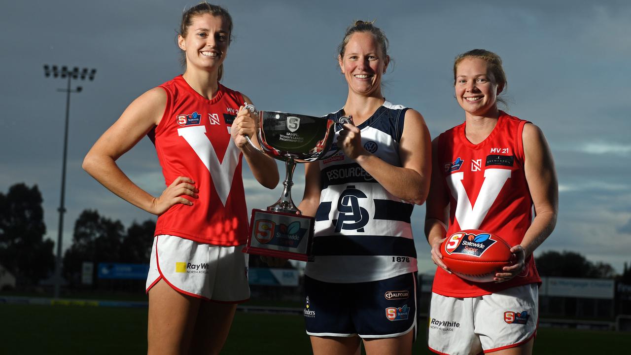 20/05/19 - SANFLW grand final preview.  Panthers captain Lauren Buchanan (centre) with Roosters co-captains Nadia Von Bertouch and Leah Tnan at Glenelg Oval.Picture: Tom Huntley