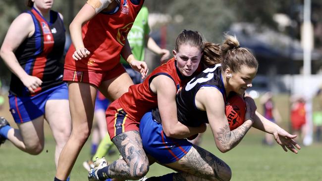 Action from the 2023 AdFL women's D3 grand final. Picture: Ann Marie O'Connor