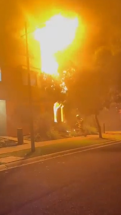 Woman dies as fire destroys townhouse on Dover St in Truganina