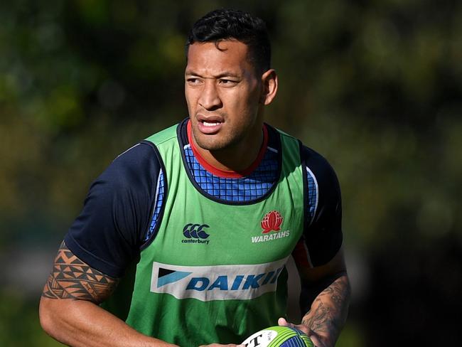 Israel Folau is looking to strengthen his cross-kick combination with Bernard Foley.