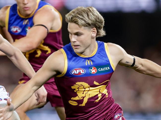 BRISBANE, AUSTRALIA - JUNE 28: Will Ashcroft of the Lions in action during the 2024 AFL Round 16 match between the Brisbane Lions and the Melbourne Demons at The Gabba on June 28, 2024 in Brisbane, Australia. (Photo by Russell Freeman/AFL Photos via Getty Images)