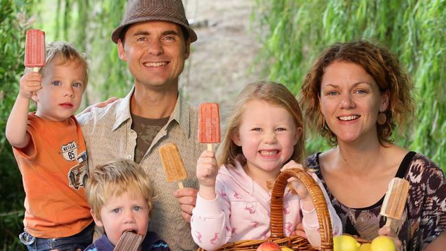 Brendan Lineage and Courtney Stephen make healthy Sunshine Iceblocks from local, organic or spray free produce. Children Ava and twins Leo and Sid are the company’s dedicated tasters.