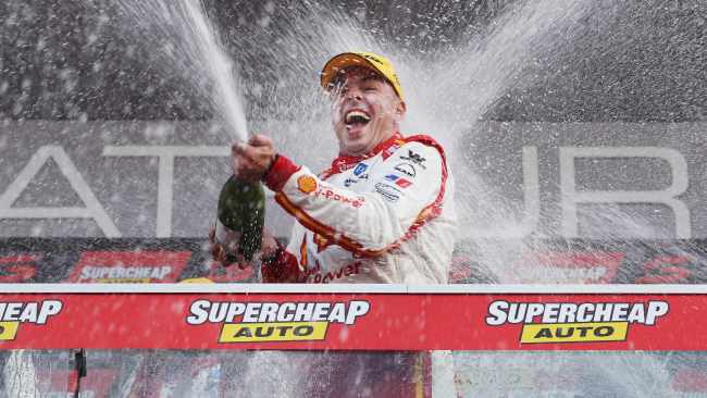 McLaughlin pulls off all-time Bathurst thriller by 0.6s