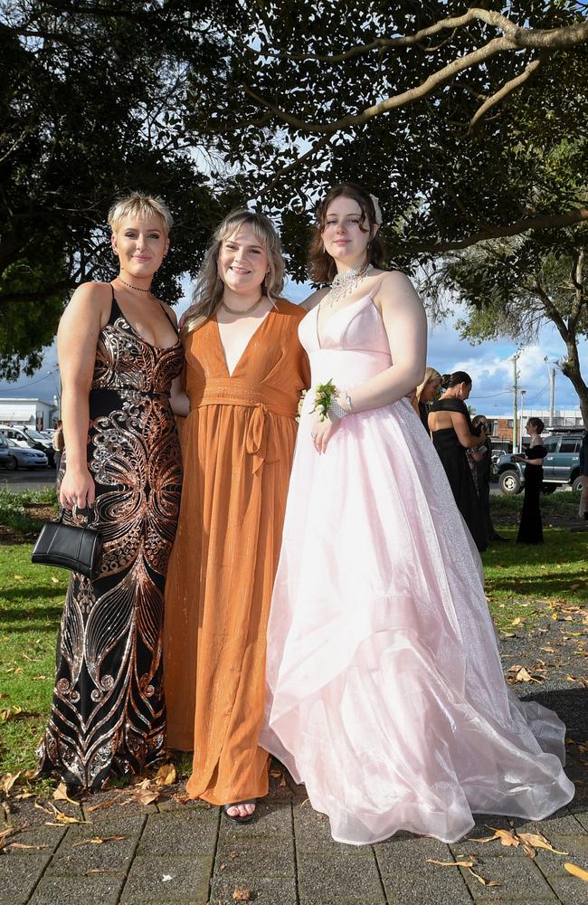 Alstonville High School Year 12 Formal: Morgan Kent, Lilly Harold and Serenity Bryant. Picture: Cath Piltz