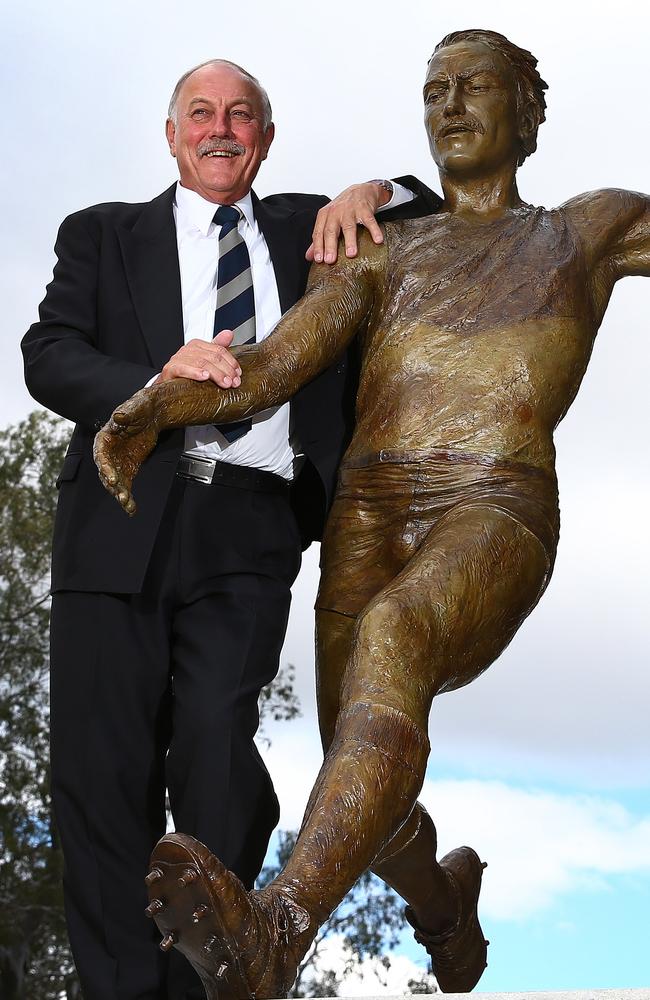 Statue heroes at Adelaide Oval — Barrie Robran, Malcolm Blight and