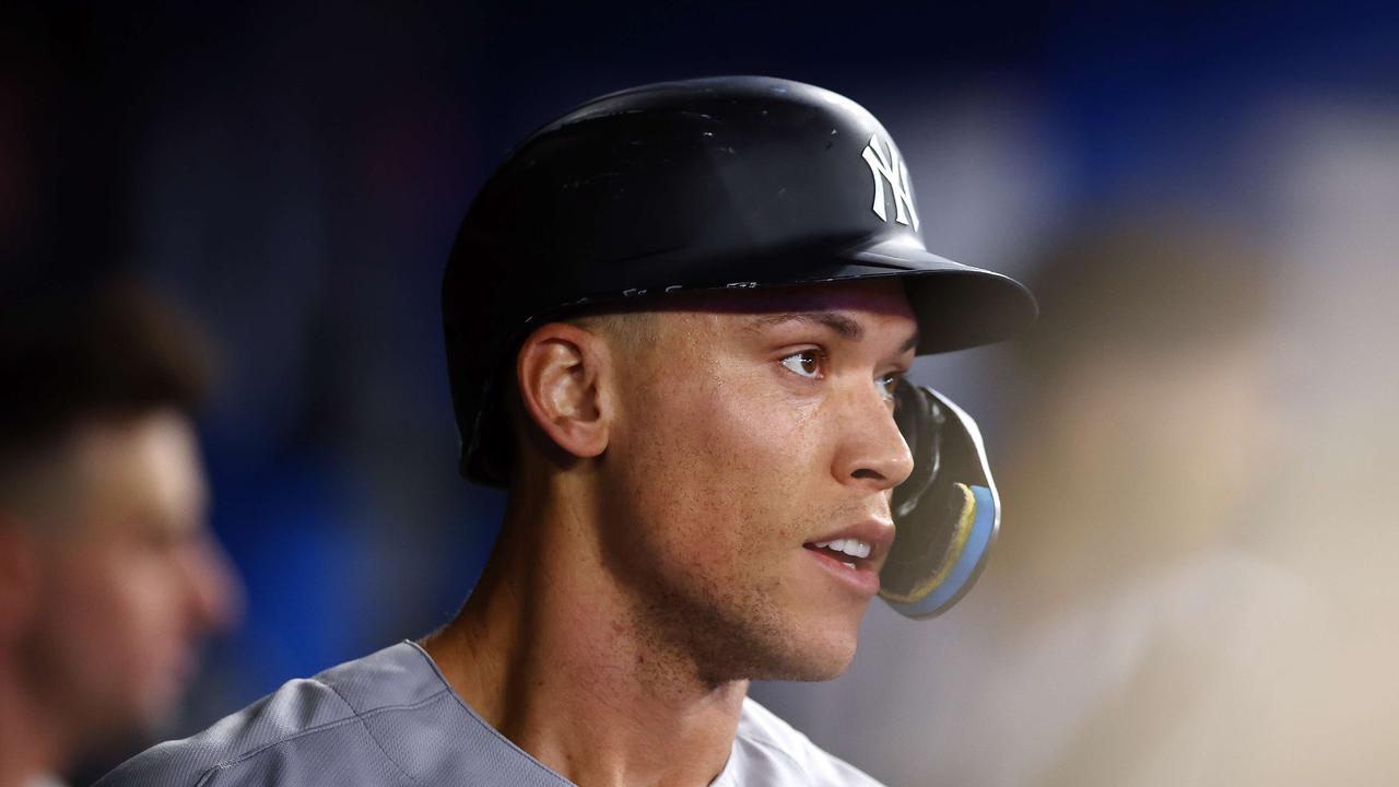 ESPN Stats & Info on X: Aaron Judge hit his 55th HR today. It's the 4th  55-HR season in history by a Yankees player (Roger Maris, Babe Ruth 2x).  That ties the