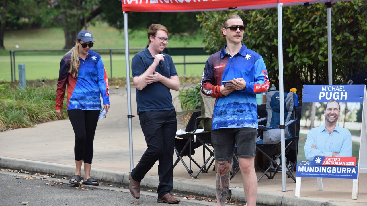 Mundingburra candidate Michael Pugh meets with early voters on October 14. Photo: Daniel Shirkie.