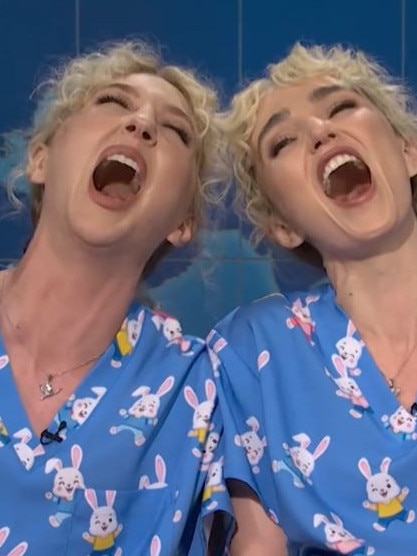 US skit show 'SNL' has brutally mocked Australia's 'Twinnies'. Picture: nbcsnl