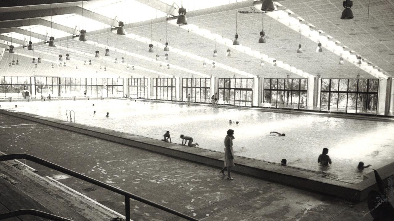 indoor 50m pool