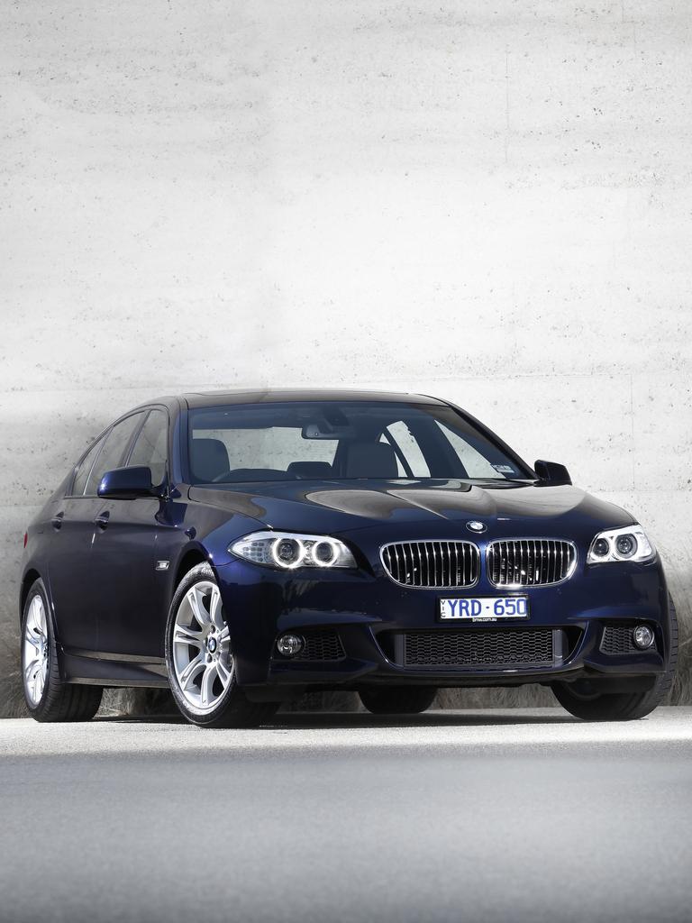 Auction price $36,000 Dealer price $50,000. Photo of the BMW 528i