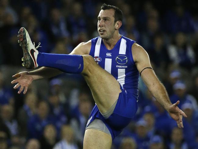 AFL: Round 9 North Melbourne V Carlton at Etihad Stadium, 21st of May, Melbourne Australia. North Melbourne's Todd Goldstein goal in the third quarter. Picture : George Salpigtidis