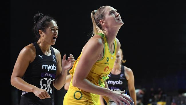 Bassett looks to shoot during the Constellation Cup in New Zealand. Picture: Kai Schwoerer/Getty Images