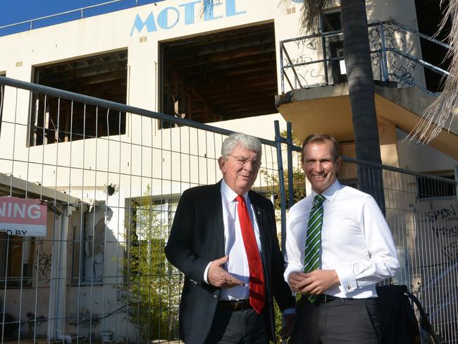 Dick Persson and Rob Stokes at Pasadena. The Northern Beaches Council, with the assistance of the State Government will purchase the site. Picture: Supplied.