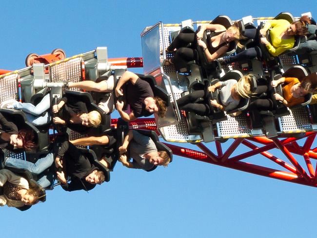 Dreamworld accident: Report cracks down on theme park safety | The ...