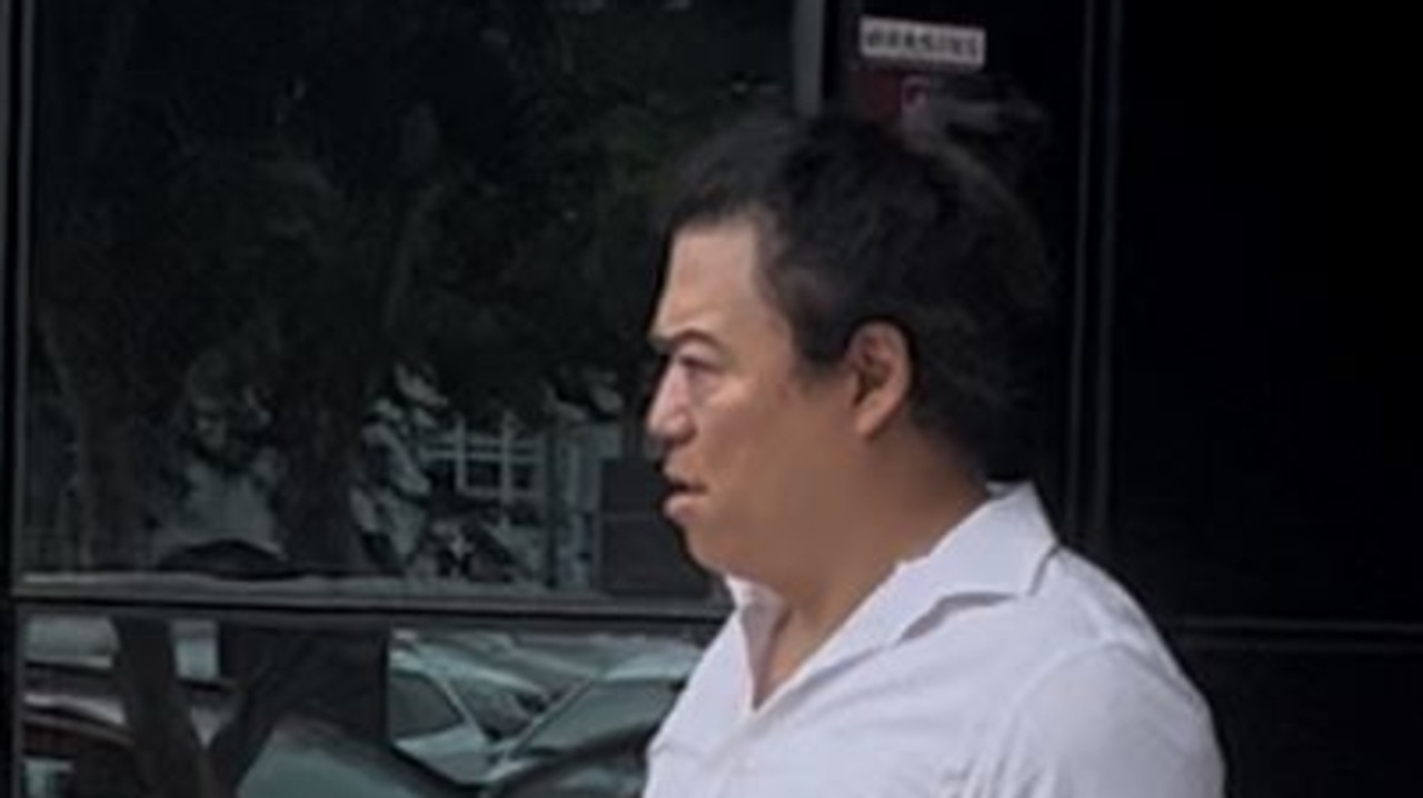 Sexual assault case delayed after accused switches lawyers
