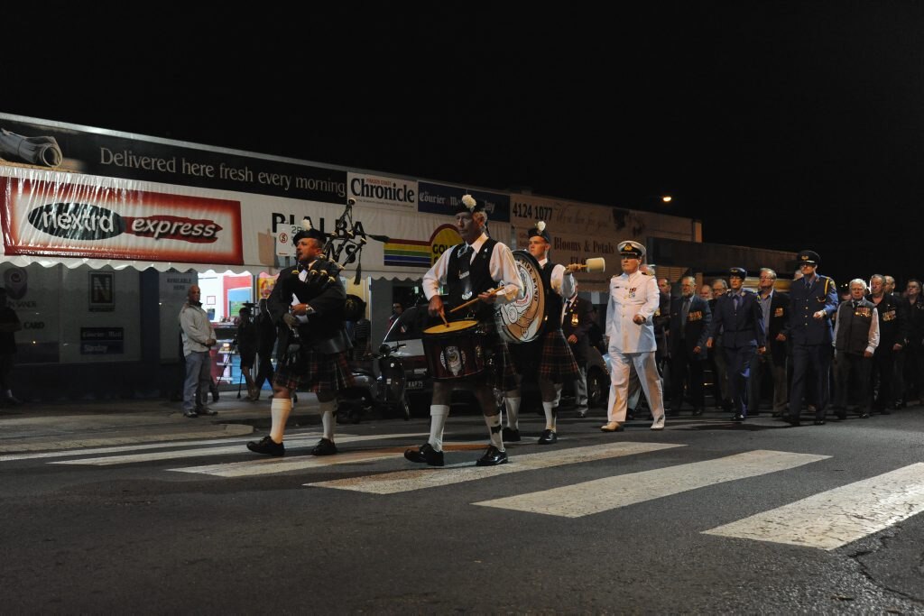 Dawn service in Hervey Bay. Photo: Alistair Brightman / Fraser Coast Chronicle. Picture: Alistair Brightman