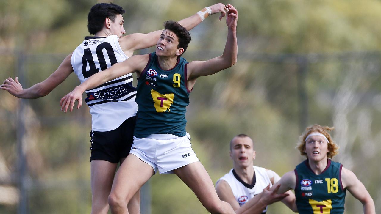 AFL - Tasmania Devils under-18 team in NAB League game against the Northern Knights at Twin Ovals, Kingston.  (L-R) Joseph Chaplin (9) playing for the Devils.Picture: MATT THOMPSON