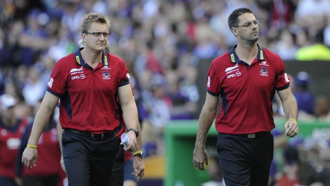  Melbourne coach Mark Neeld and assistant Jade Rawlings at Patersons Stadium last weekend. 