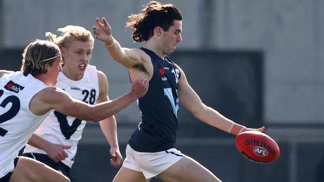 Josh Sinn breaks away during the Victorian Challenge match. Picture: Michael Klein