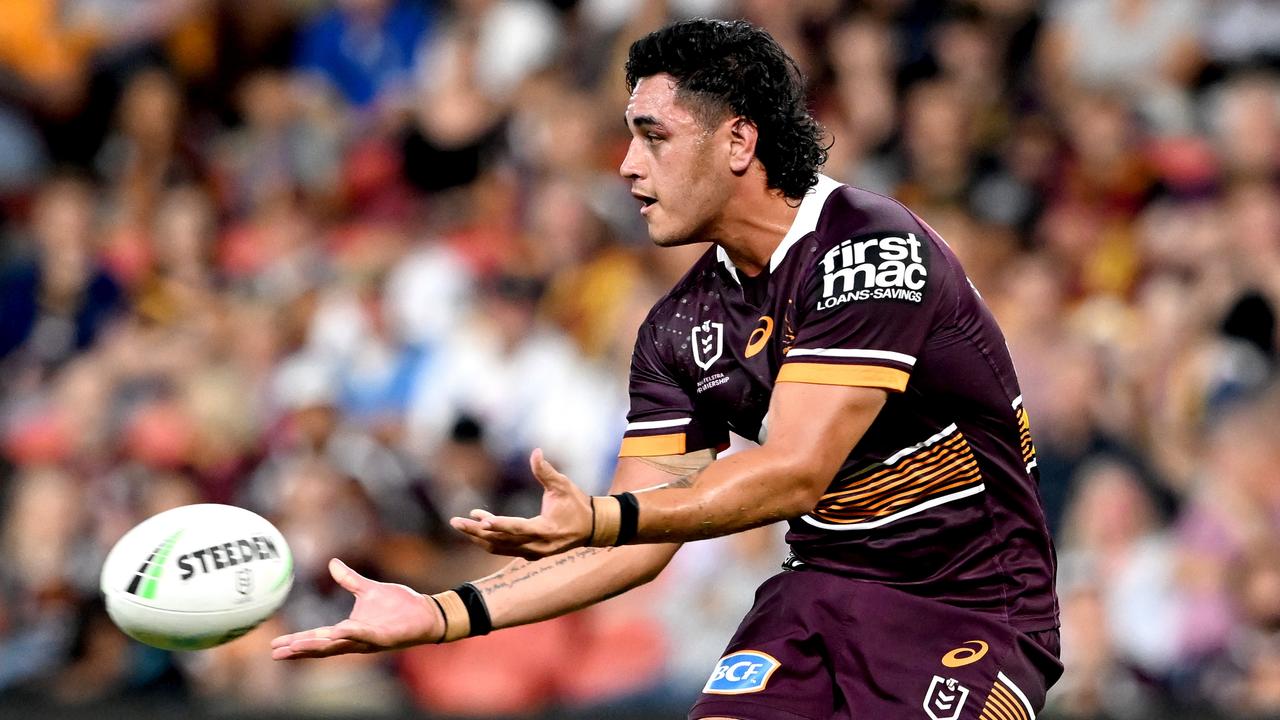 NRL Fantasy on X: Reece Walsh is back at the Broncos with a starting price  of $529,000 