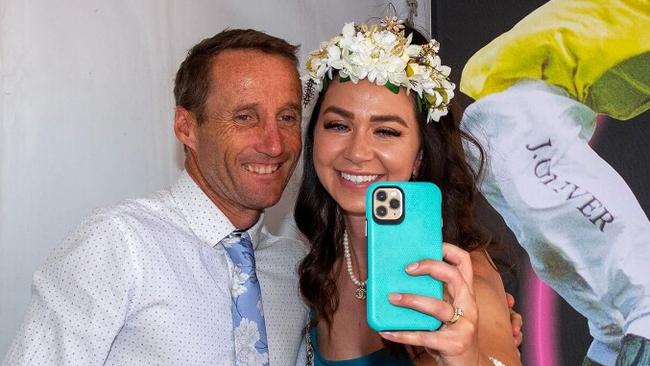 Damien Oliver meets the fans and poses for selfies where his incredible journey began in Perth. Picture: Western Racepix.