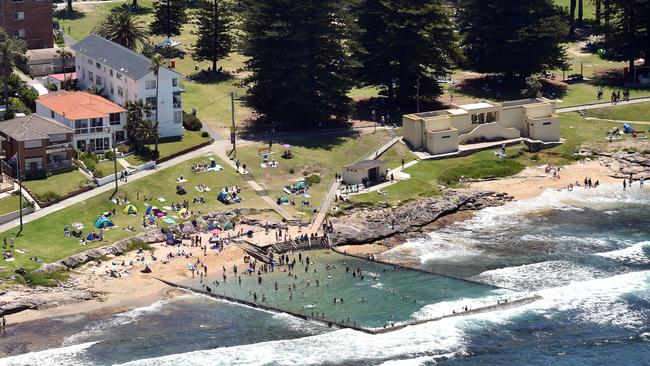 Oak Park Rock Pool backs onto to Oak Park, an ideal picnic spot with plenty of greenery and shade. Picture: AAP Image/Mick Tsikas