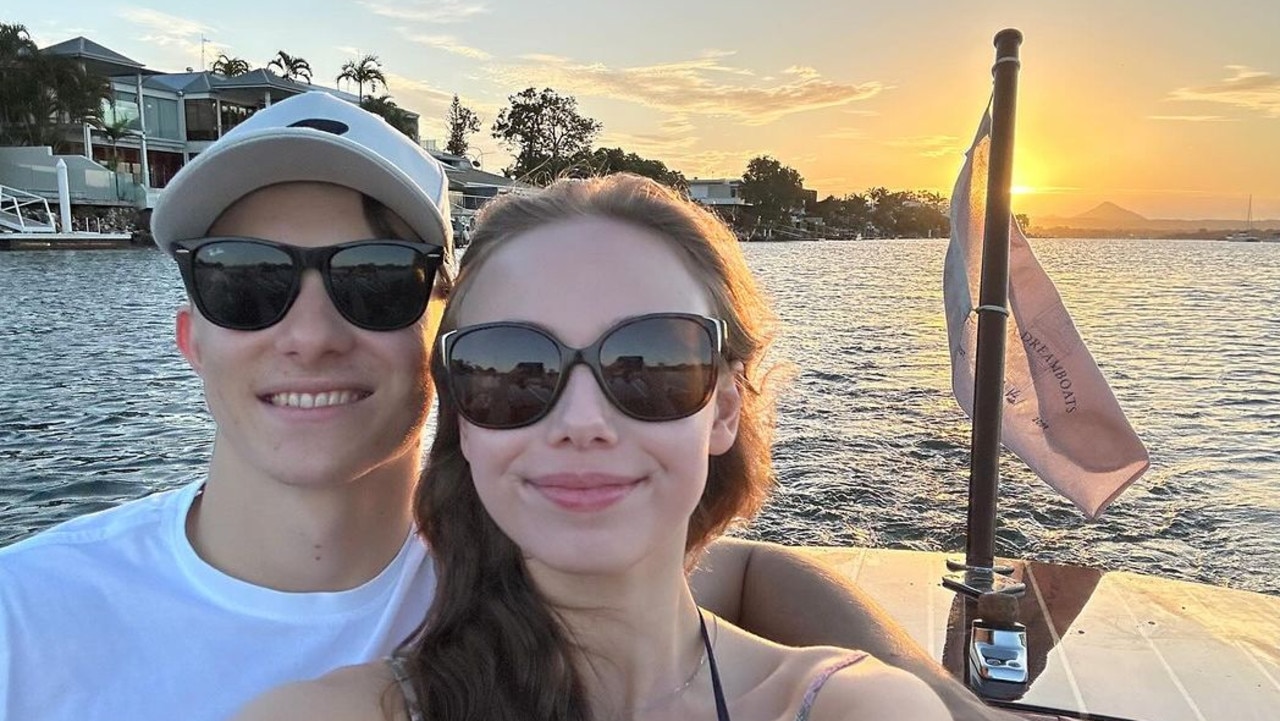 Australian F1 Champion Oscar Piastri and his girlfriend Lily Zneimer were spotted taking a romantic cruise on the Noosa River. Photo: Instagram/@noosadreamboats.