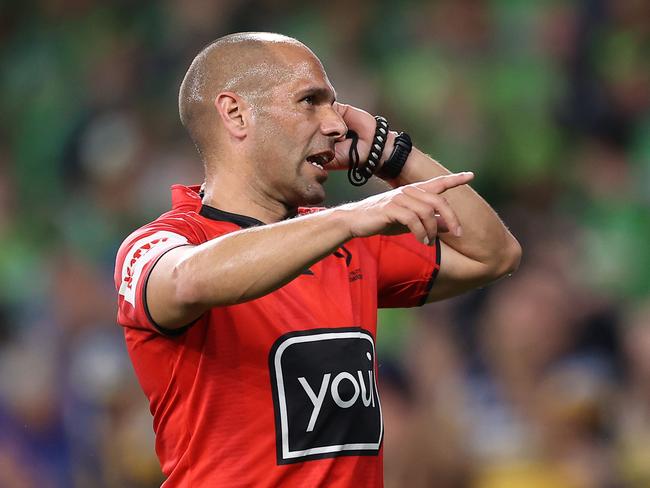 SYDNEY, AUSTRALIA - SEPTEMBER 16:  Referee Ashley Klein signals during the NRL Semi Final match between the Parramatta Eels and the Canberra Raiders at CommBank Stadium on September 16, 2022 in Sydney, Australia. (Photo by Mark Kolbe/Getty Images)