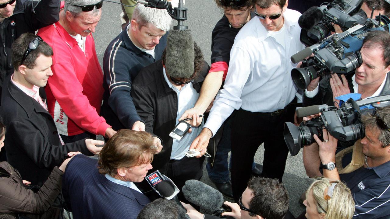 13 Sept 2006 St Kilda President Rod Butterss at Moorabbin talks to media about the sacking off former coach Grant Thomas. sport AFL crowd