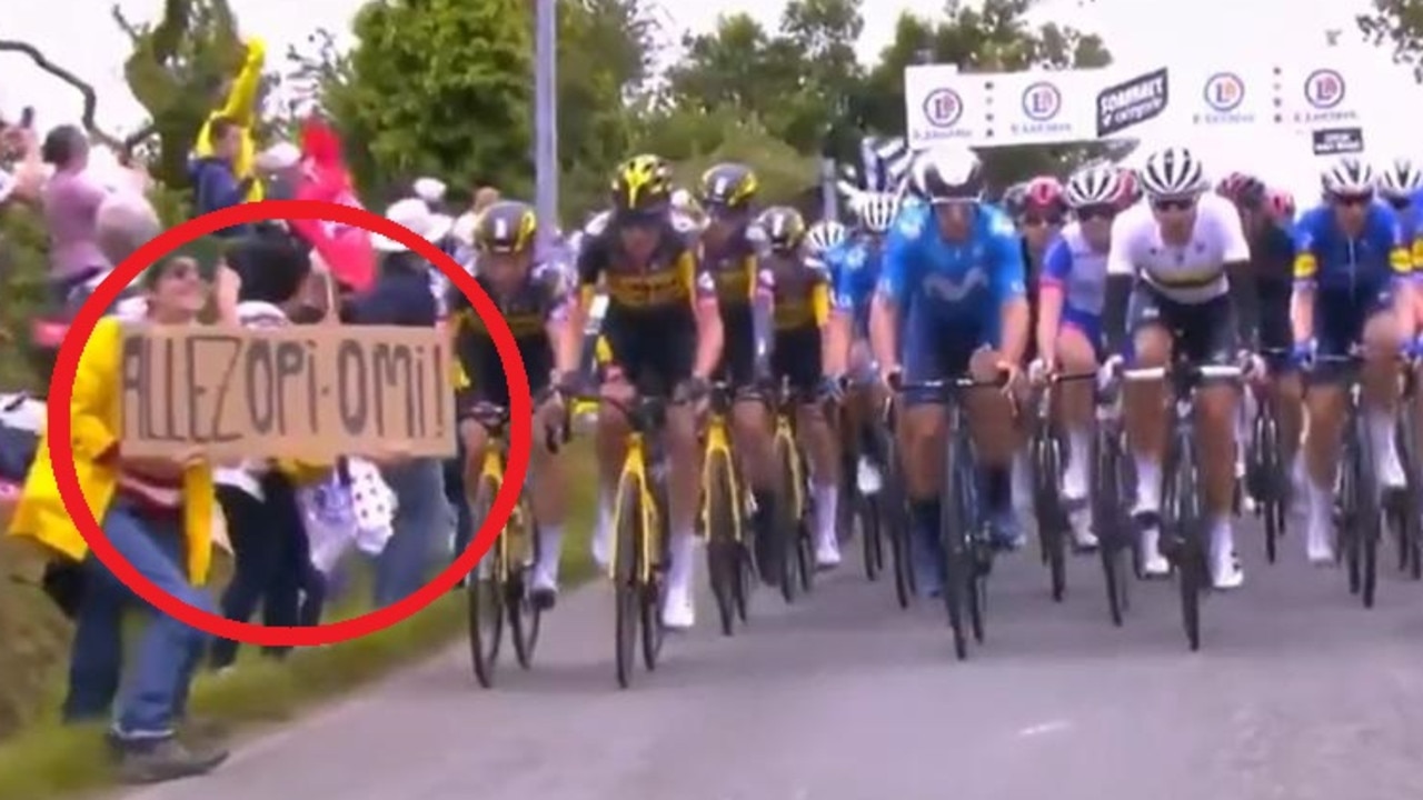 Moments before the biggest crash the Tour de France has ever seen.