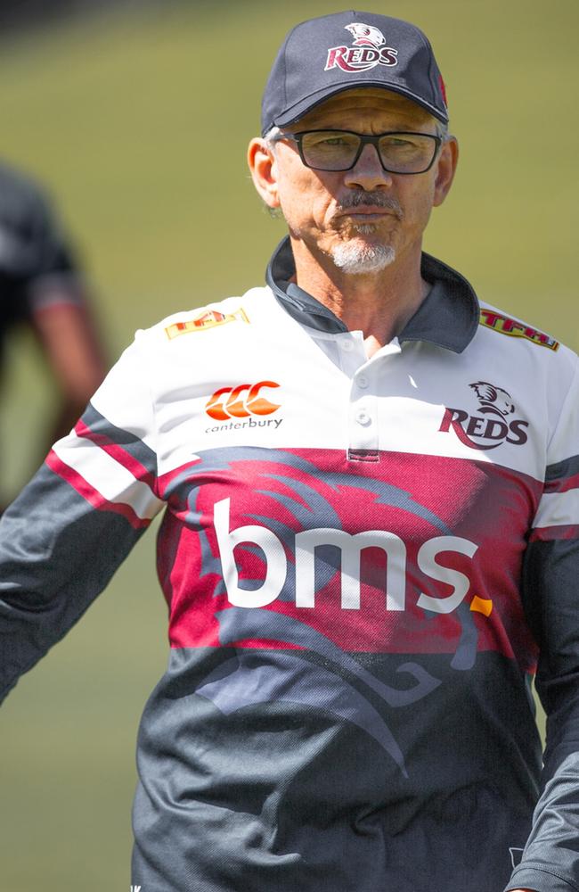 Queensland Reds coach Les Kiss at training. Pictures: Qld Rugby Union.