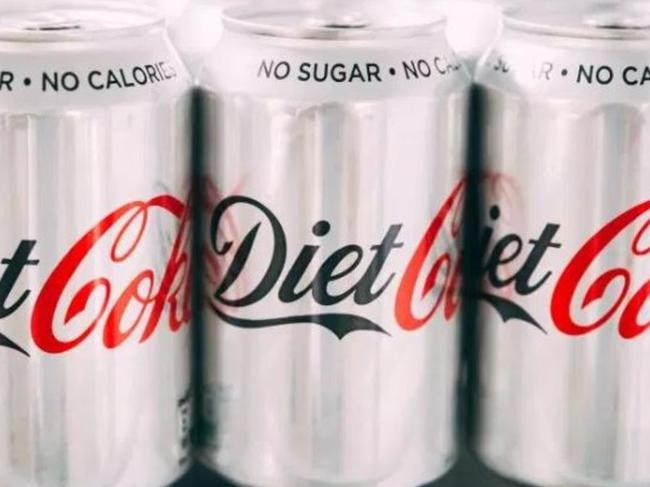 Diet coke drinkers have been issued a new warning. Picture: iStock