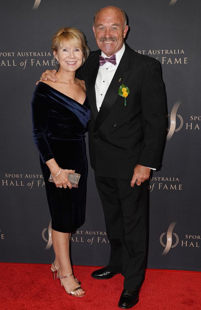 Wally Lewis poses with estranged wife Jacqueline during the Sport Australia Hall of Fame 35th Induction and Awards Gala Dinner at the Palladium at Crown in Melbourne, 2019. Picture: Getty