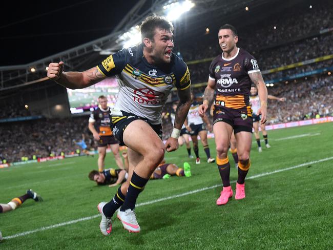 Guts & Glory: Best of the 2015 NRL Grand Final