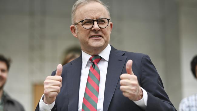 CANBERRA, Australia - NewsWire Photos - November 4, 2024: Prime Minister Anthony Albanese, Minister for Education, Jason Clare and Minister for Skills and Training Andrew Giles meet with TAFE and University students at Parliament House in Canberra. Picture: NewsWire / Martin Ollman