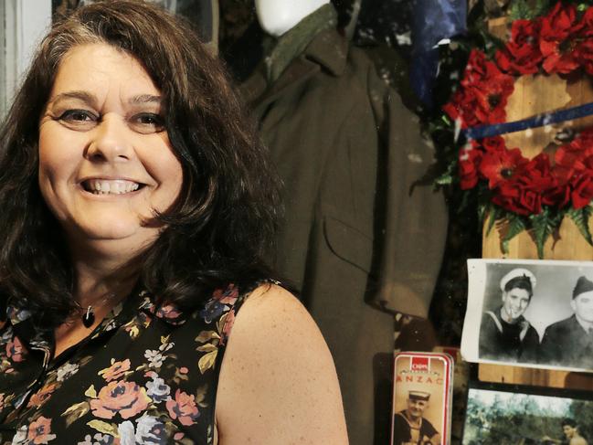 Amanda Rhodes has done her anual ANZAC tribute in the front window of Passion Flower in Glenorchy.Picture: MATHEW FARRELL