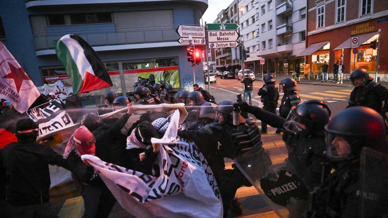 Protests fail to mar Austria’s night