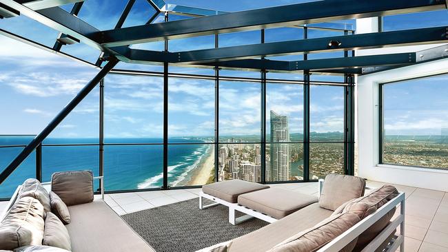 Stellar discovers a luxe new world on the Gold Coast.