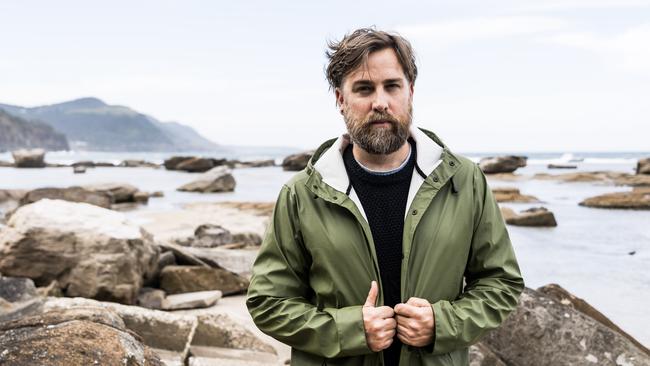 Award winning singer songwriter Josh Pyke says the government must act swiftly to force AI platforms to pay for using music to train machines. Picture: Supplied.