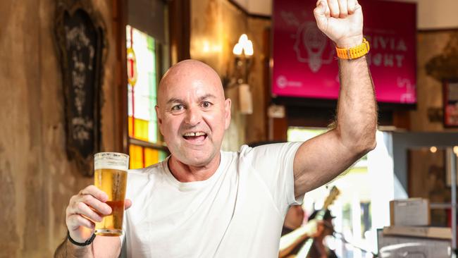 NEWS ADVFormer cricketer Peter McIntyre celebrating on their historic win 29 years ago. Celebrating at the ColonistImage/Russell Millard Photography