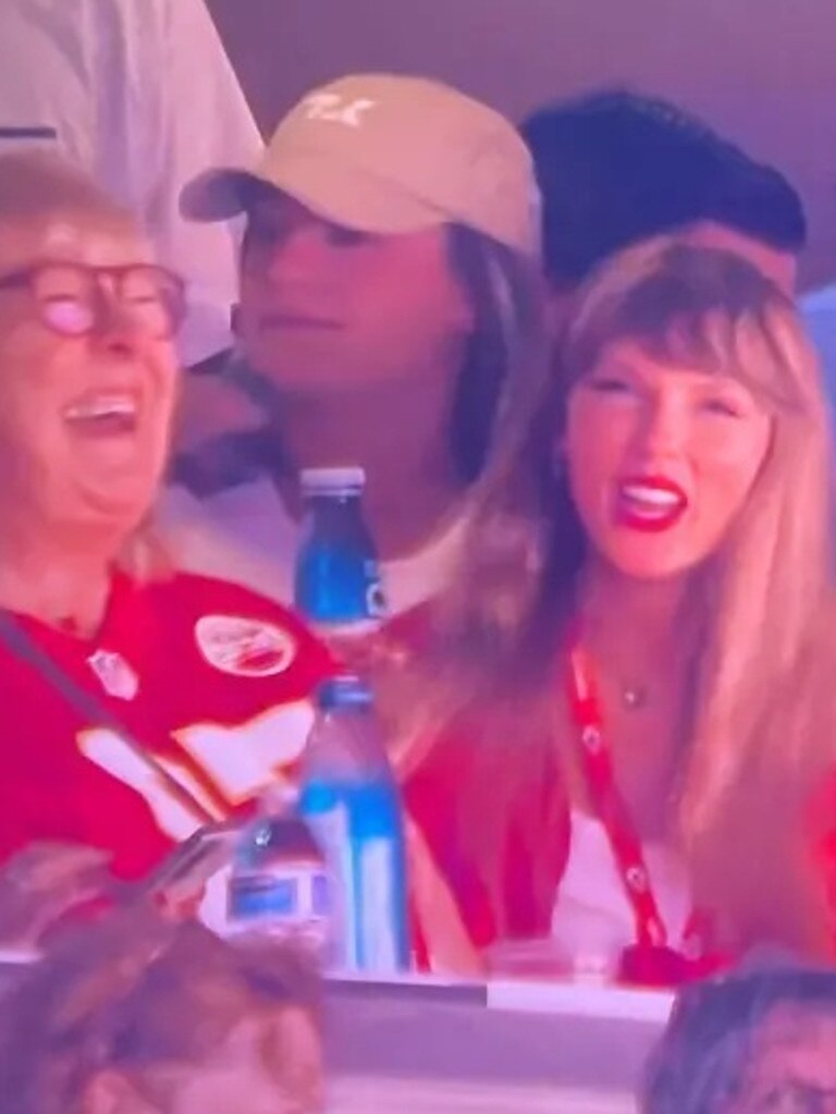 Taylor Swift watching rumoured boyfriend Travis Kelce play, seen here with Travis' mum Donna Kelce. Picture: Fox